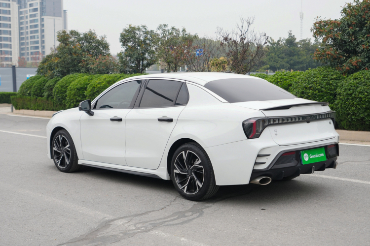 领克03 2023款 1.5TD DCT劲Pro车身外观5