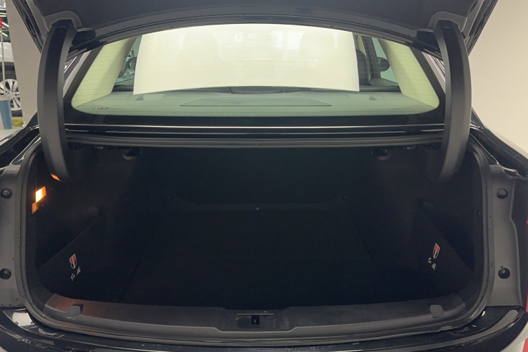 红旗E-QM5 2022款 431km 充电乐享版局部细节23