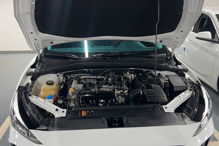 名爵 MG5 2023款 180DVVT CVT风尚版局部细节24