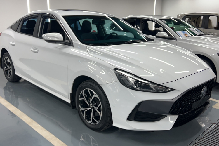 名爵 MG5 2023款 180DVVT CVT风尚版车身外观6002