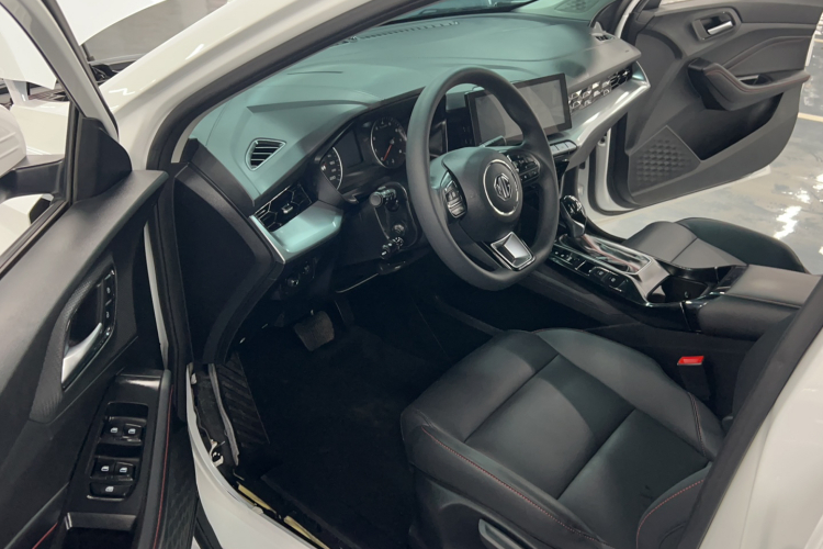 名爵 MG5 2023款 180DVVT CVT风尚版中控内饰7003