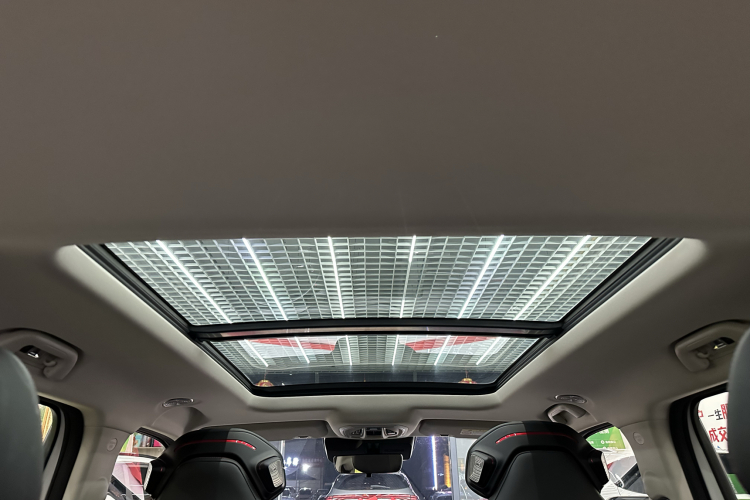 哈弗酷狗 2022款 1.5T DCT两驱潮动版中控内饰22