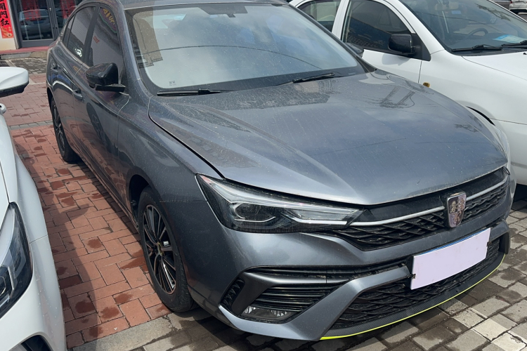 荣威i5 2021款 1.5L CVT钻石版车身外观3