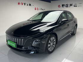 红旗E-QM5 2022款 431km 充电乐享版
