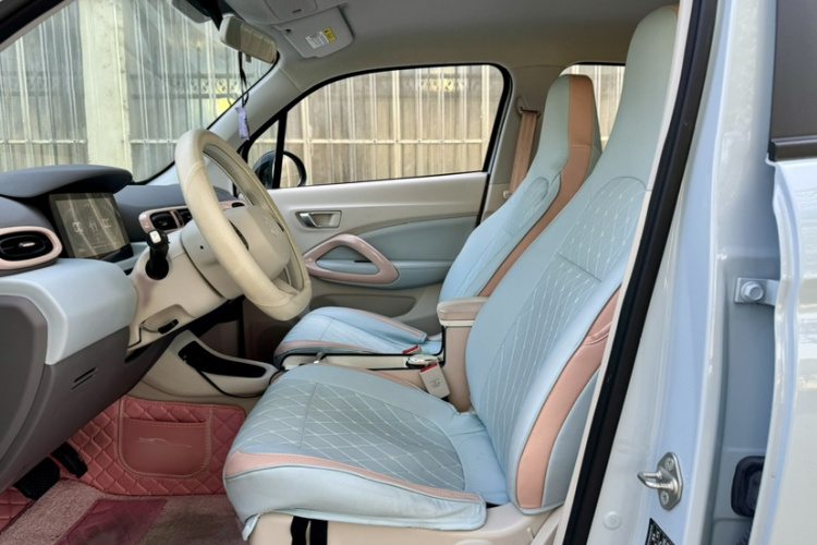 零跑汽车 零跑T03 2023款 403轻享版局部细节19