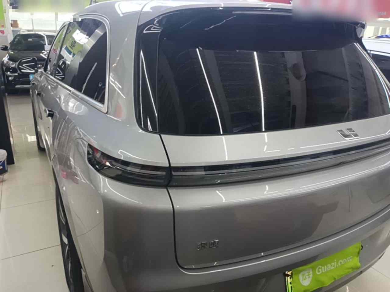 理想汽车 理想L8 2023款 Max(3)