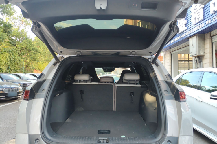 比亚迪 护卫舰07 2023款 DM-i 100KM 尊贵型机舱底盘23