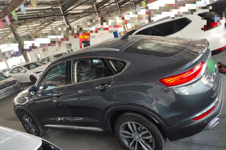 吉利汽车 星越 2019款 300T 耀星者车身外观4