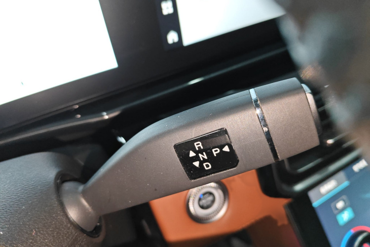 捷途山海L7 2024款 1.5T 120km ULTRA 7座局部细节18