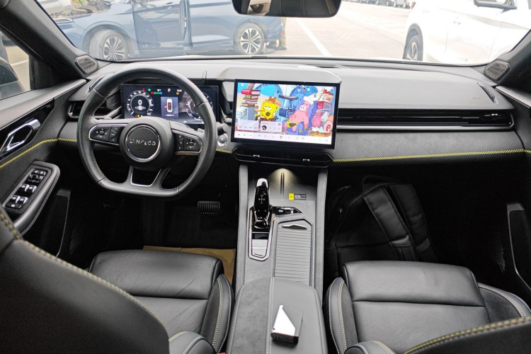 领克03 2023款 1.5TD DCT劲Pro中控内饰12