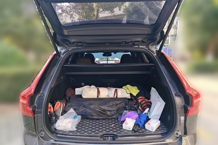 沃尔沃XC60 2022款 B5 四驱智远豪华版中控内饰23