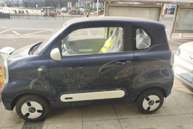 奔腾小马 2024款 170km 活力马车身外观4