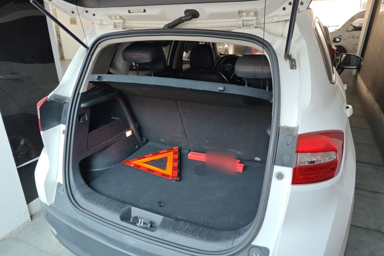 长安CS15 2016款 1.5L 手动时尚版局部细节23