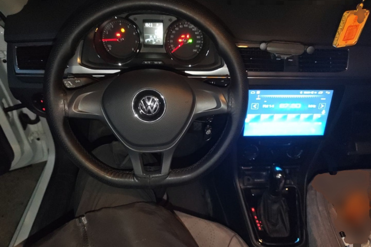 大众 2019款 改款 宝来·传奇 1.5L 自动时尚型 国VI中控内饰13