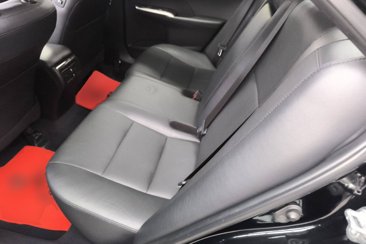 丰田 凯美瑞 2015款 2.0G 领先版中控内饰7004