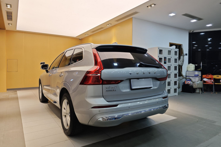 沃尔沃XC60 2022款 B5 四驱智逸豪华版车身外观6006