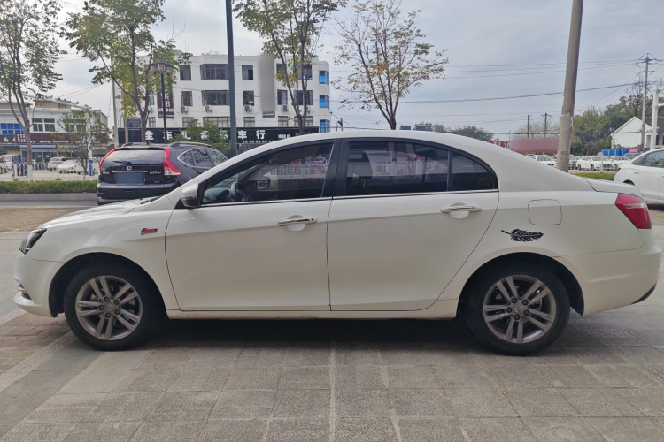 吉利汽车 帝豪 2017款 三厢百万款 1.5L CVT向上版车身外观4