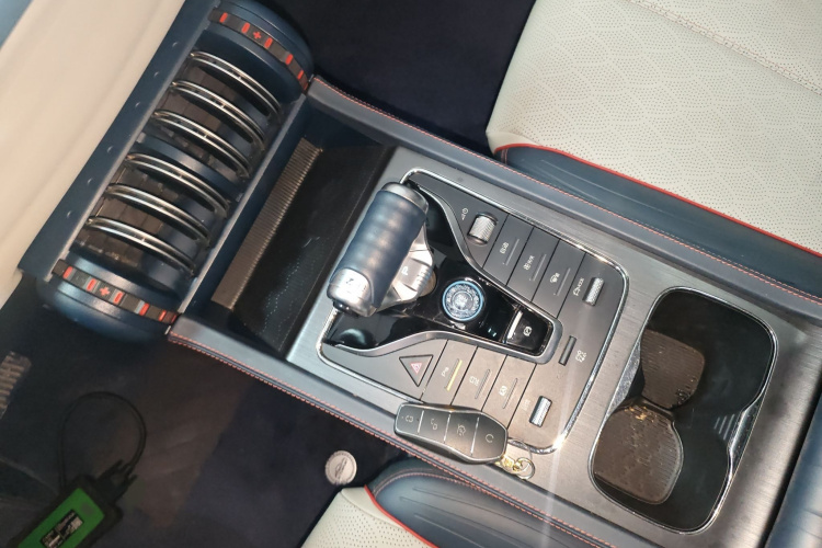 比亚迪 元PLUS 2022款 430KM 豪华型局部细节18