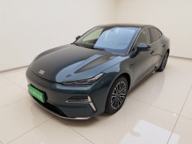 吉利银河 银河星耀8 2025款 130km EM-i 尊贵版