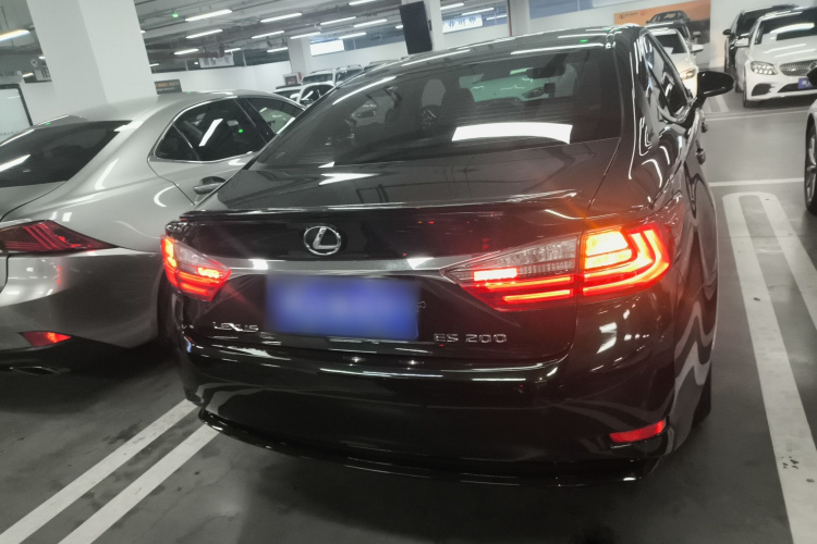 雷克萨斯ES 2015款 200 精英版车身外观6004