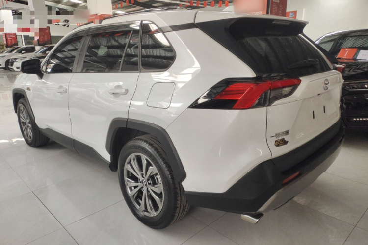 丰田 RAV4荣放 2023款 2.0L CVT两驱20周年铂金纪念版车身外观4