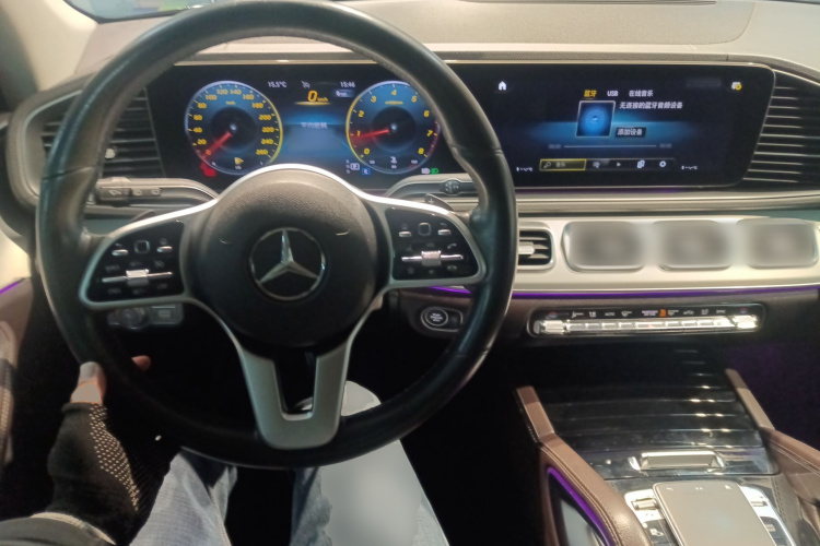 奔驰GLE 2020款 GLE 350 4MATIC 动感型中控内饰7002