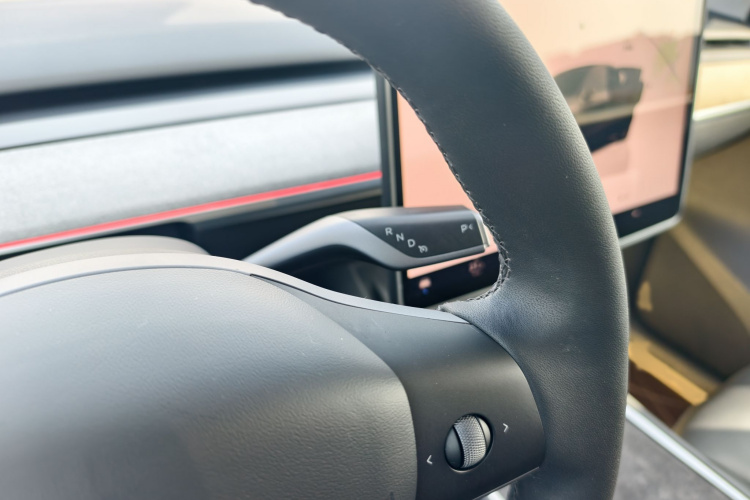 特斯拉 Model Y 2023款 后轮驱动版局部细节18