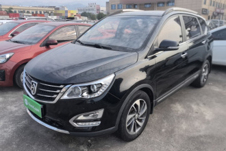 宝骏560 2015款 1.8L 手动豪华型