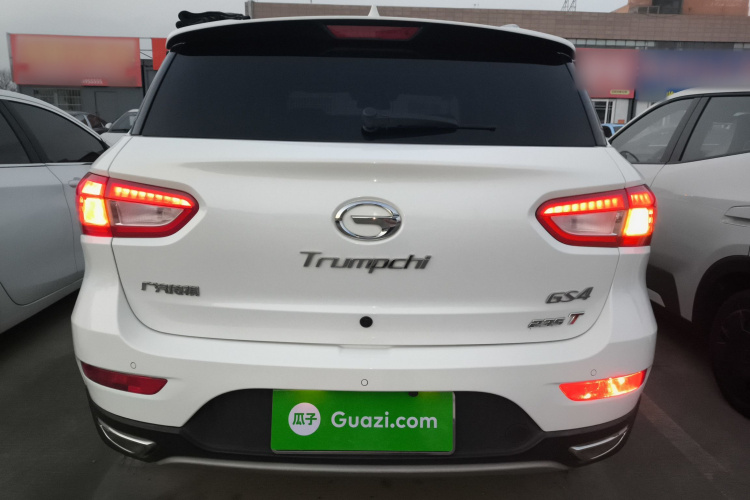 广汽传祺 传祺GS4 2017款 235T 自动两驱精英版车身外观6