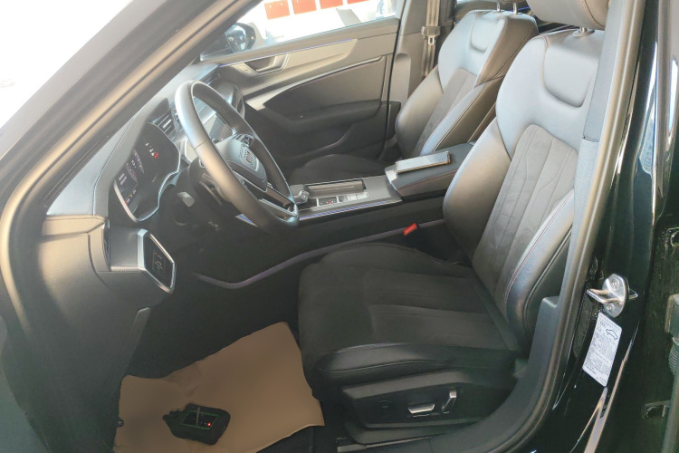 奥迪A6L 2024款 45 TFSI 臻选动感型局部细节19