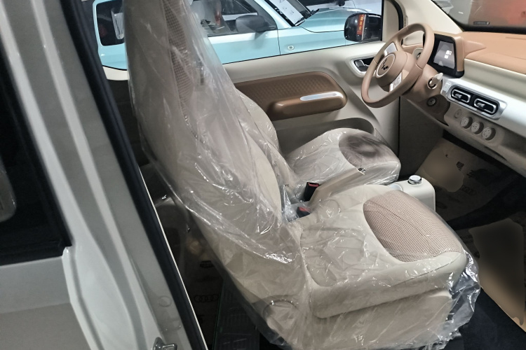 五菱汽车 宏光MINIEV 2024款 第三代 215km 青春版局部细节41