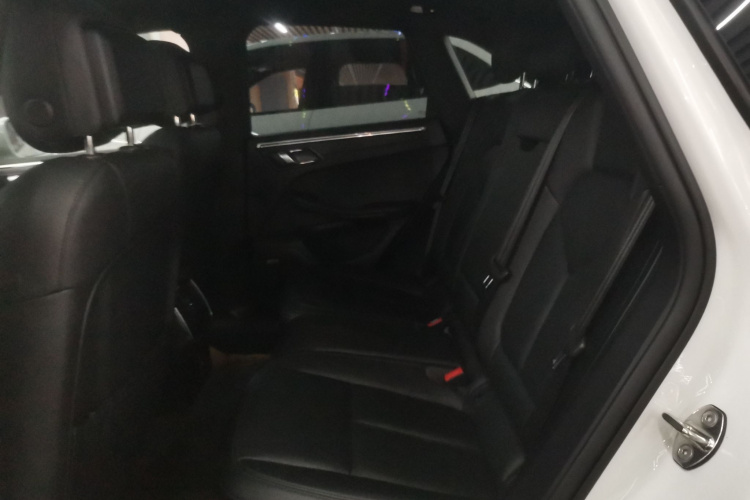 保时捷 2022款 Macan 2.0T中控内饰21