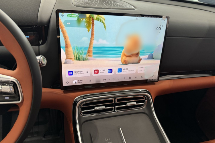 吉利银河 银河M9 2025款 230km 两驱探索版中控内饰7003