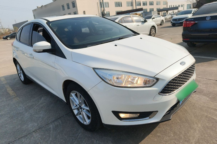 福特 福克斯 2015款 两厢 EcoBoost 125 手动超能风尚型车身外观6002