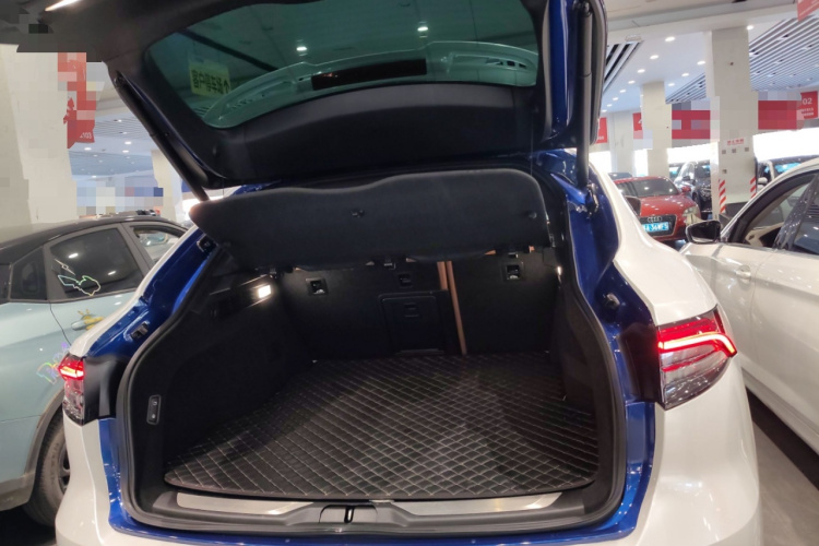 玛莎拉蒂 Levante 2022款 3.0T Modena局部细节23