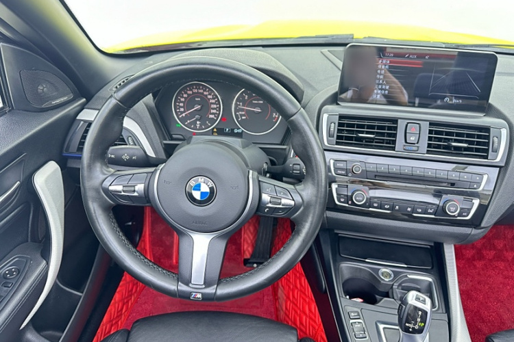 宝马2系(进口) 2015款 220i 敞篷轿跑车 M运动型中控内饰7008