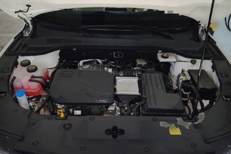 奔腾 悦意07 2025款 210km 乐享版局部细节24