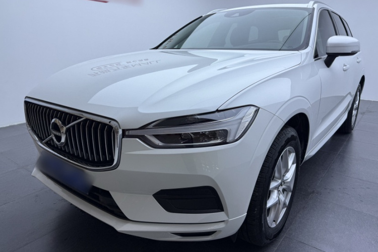 沃尔沃XC60 2019款 T5 四驱智逸版 国V车身外观1