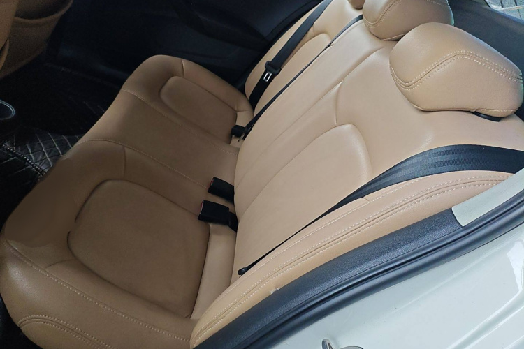 大众 桑塔纳 2016款 1.6L 自动风尚版中控内饰21