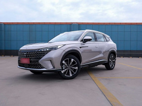 荣威RX5新能源 2023款 eRX5 超混优越版