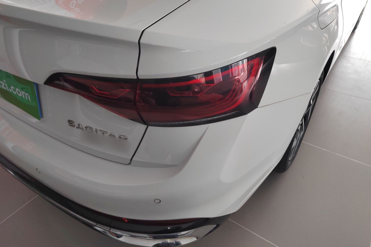 大众 速腾 2023款 280TSI DSG超越Lite版车身外观9