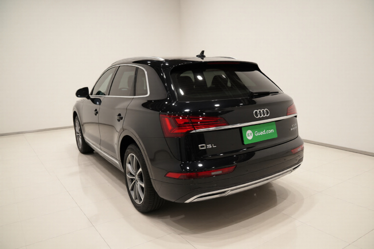 奥迪Q5L 2022款 40T 豪华致雅型车身外观5