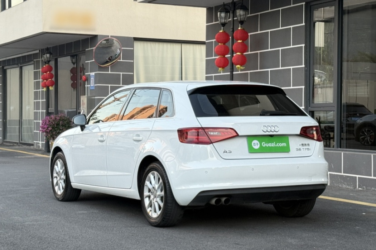 奥迪A3 2015款 Sportback 35 TFSI 百万纪念智领型车身外观6006