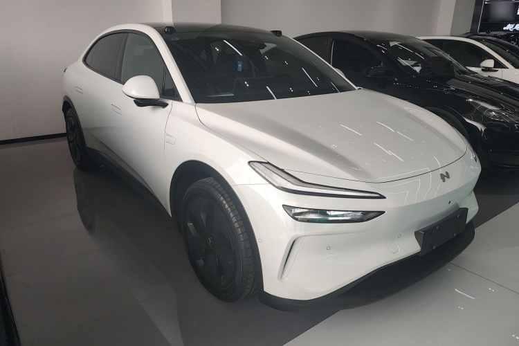 乐道L60 2024款 60kWh 后驱版车身外观3