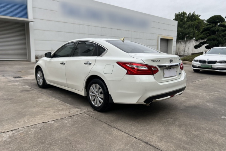 日产 天籁 2016款 改款 2.0L XL舒适版车身外观6001