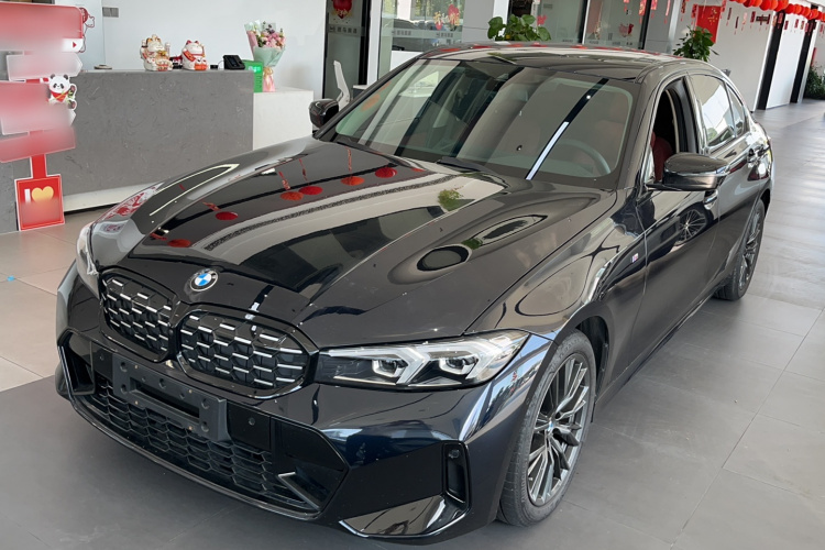 宝马3系 2023款 325Li M运动曜夜套装车身外观1