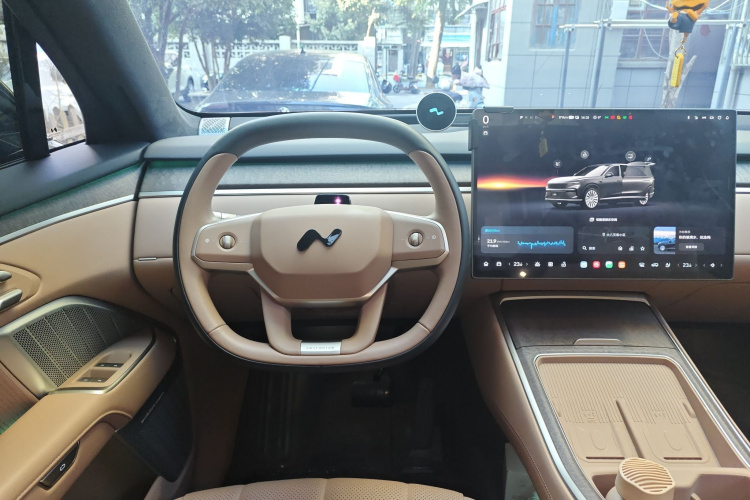 乐道L90 2025款 Ultra 六座版中控内饰13