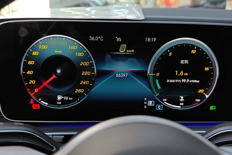 奔驰GLE轿跑 2020款 GLE 350 4MATIC 轿跑SUV 豪华型局部细节14