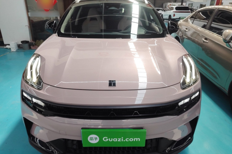 领克06 2023款 Remix 1.5T Shero车身外观2