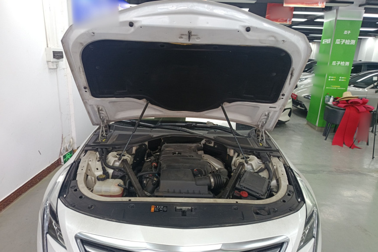 凯迪拉克CT6 2016款 28T 精英型机舱底盘24